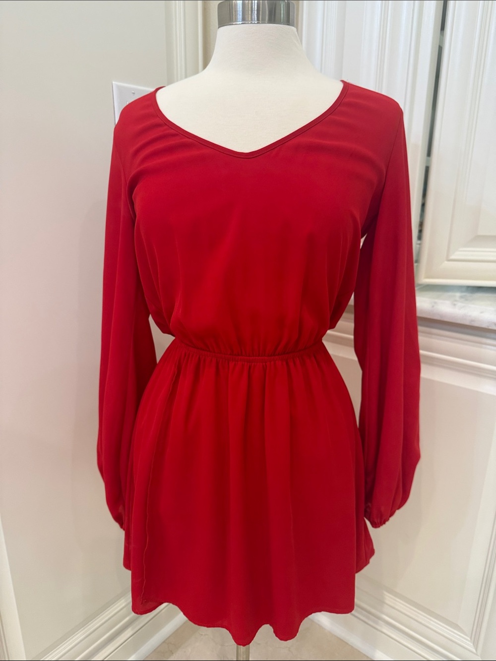 Show Me Your MuMu Crimson V-Neck Long-Sleeve Elastic-Waist Dress